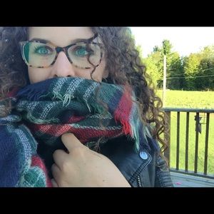 Meet your Posher, Maryssa